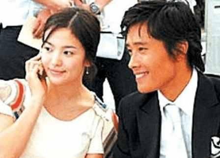 不接受姐弟恋的宋仲基娶了大四岁的宋慧乔, 全