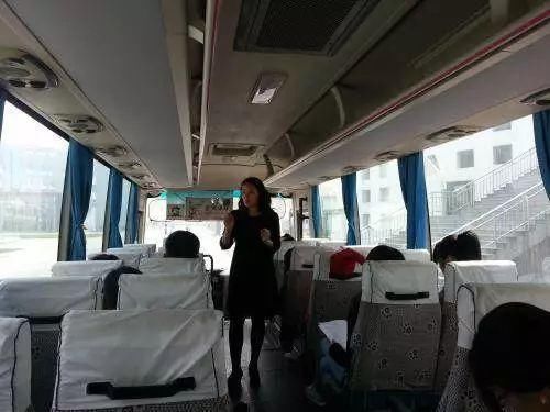 最适合女生的3个热门专业, 就业压力小, 薪酬待