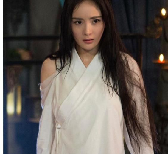 杨幂在扶摇中的穿的服装亮了,网友:哪里有同款