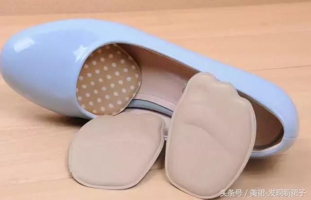 高跟鞋磨脚、累脚、不跟脚怎么办?