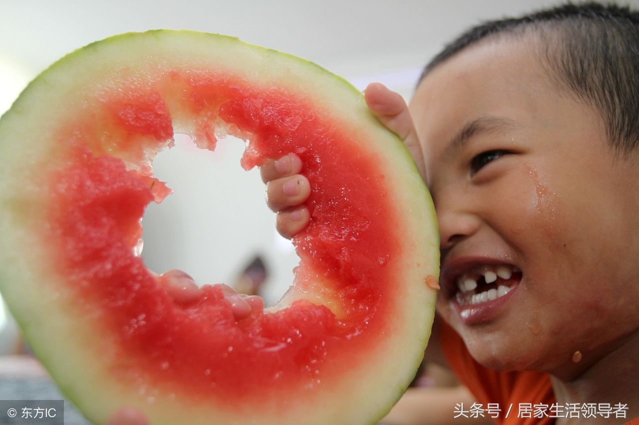 吃西瓜比赛,没点技巧还真不行!