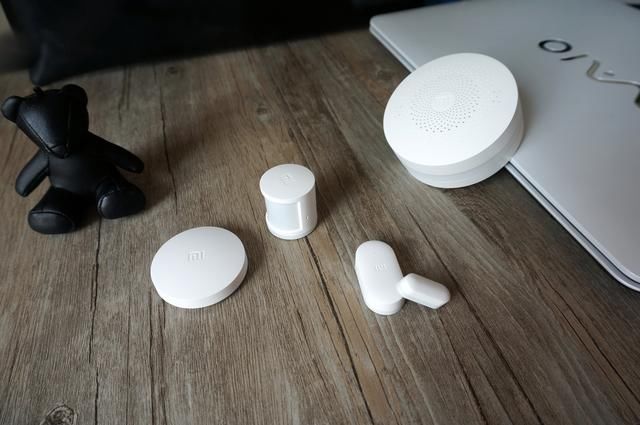 能自动调色温亮度的米家飞利浦智睿吸顶灯