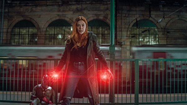 第十三部突破十亿美元大关漫改片《小丑》票房破十亿(图6) 第十三部突破十亿美元大关漫改片《小丑》票房破十亿(图6)