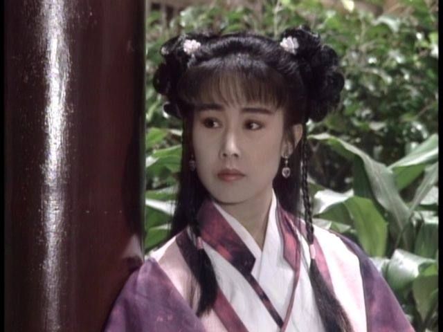 她在演这个角色的时候,已经有三十四岁了,比二十九岁的叶童还要大五岁