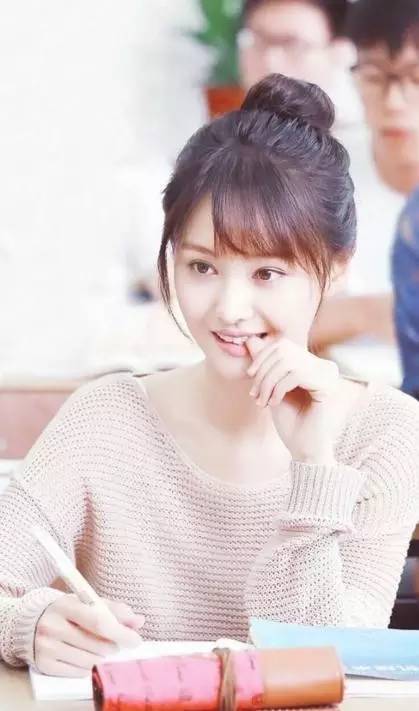 从楚雨荨到贝微微 郑爽的发型好美