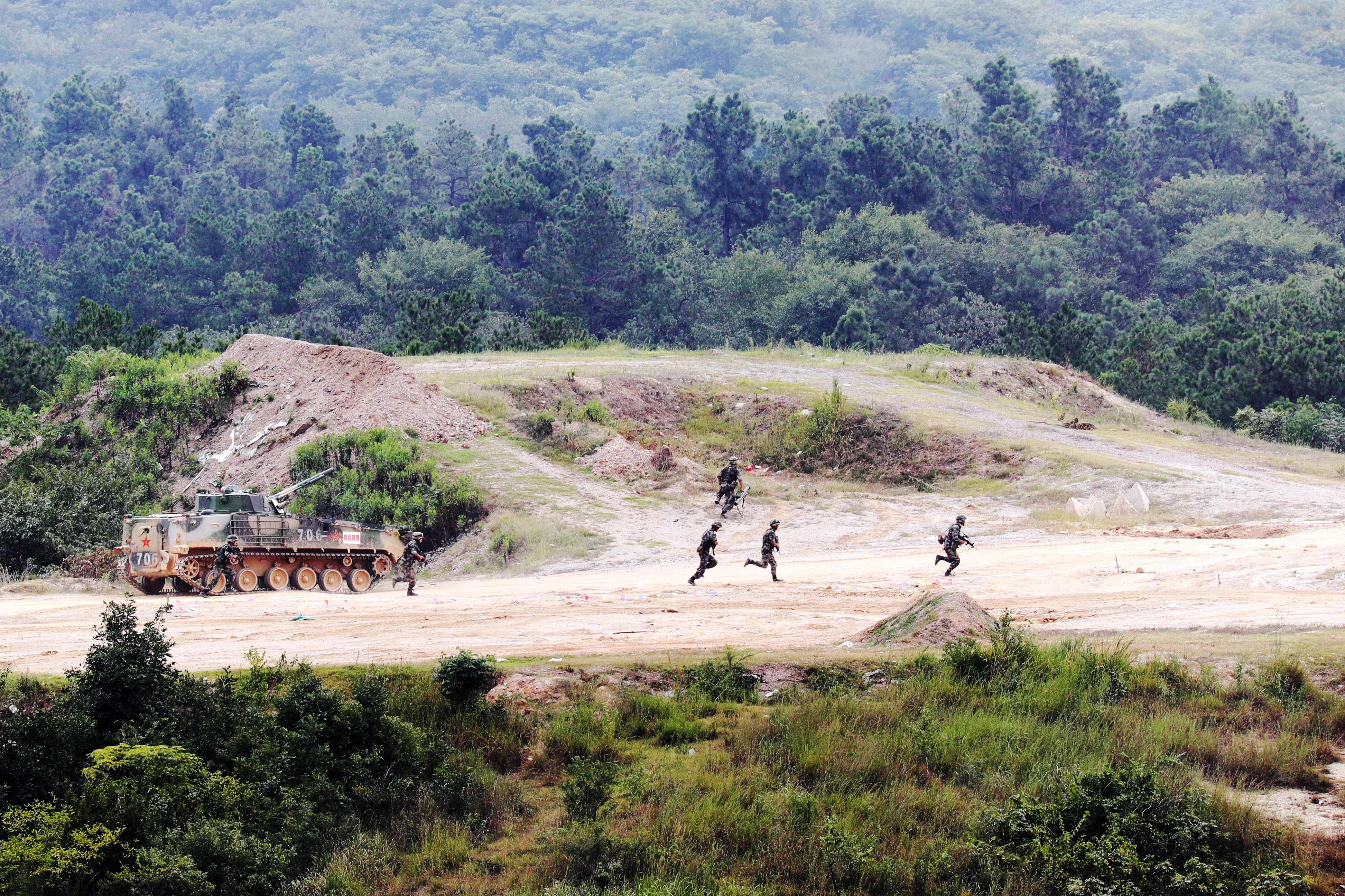 中国确山军事训练基地图片