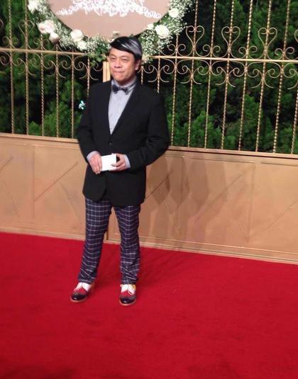 谢娜结婚礼金收了四千万都捐了,那黄晓明呢?