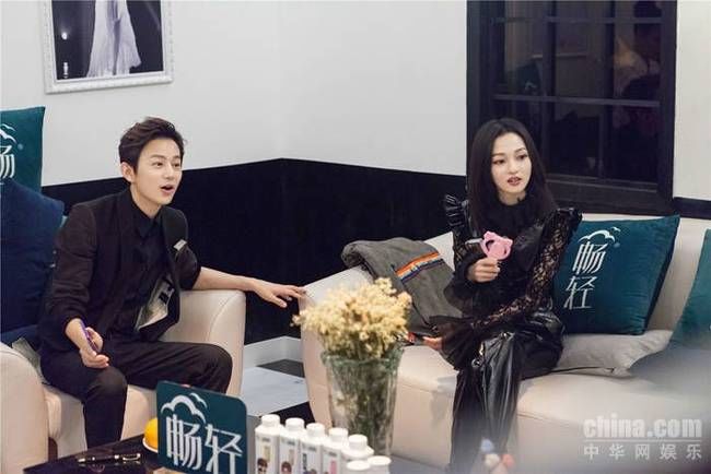 张韶涵亮相《我是大侦探》 献唱《欧若拉》全