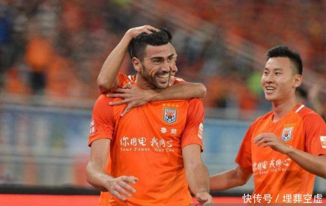 年薪1亿的鲁能锋霸明年或离队:两因素阻碍其续