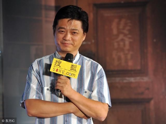 崔永元别有用心爆料,黄毅清对崔永元进行轰炸