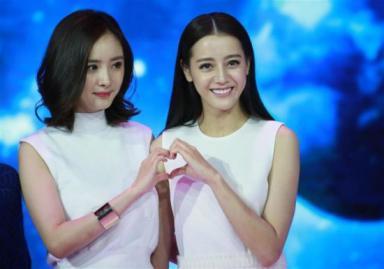 baby签约艺人像热巴昆凌综合体,网红都被她们