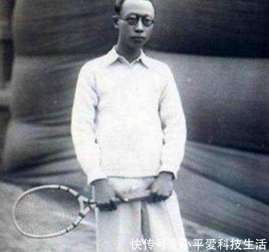 罕见清朝老照片:图1两眼无神的八旗总兵,最后