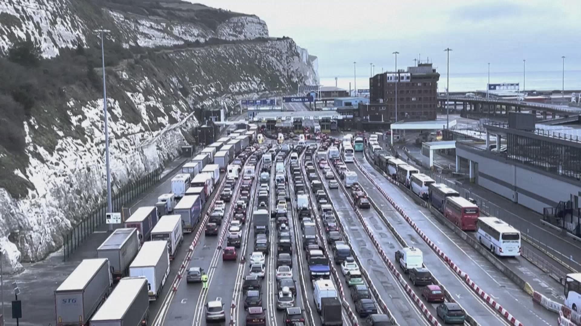 英国多佛口岸客运延误情况仍未缓解