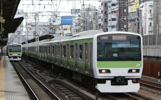 在外籍华人眼中,中国的发展是有多快,有人说:想