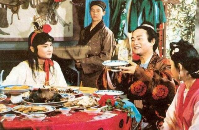 有人说宝玉所唱《红豆曲》是《红楼梦》的主题