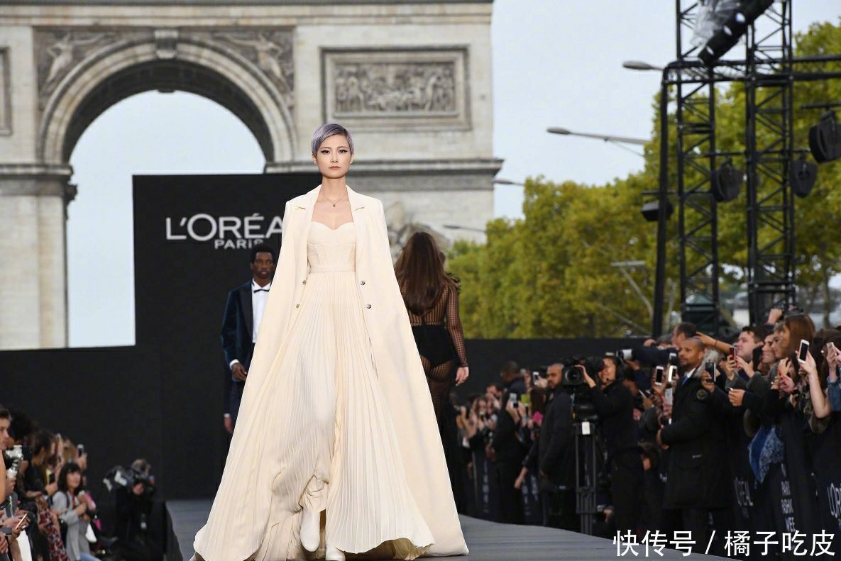 33岁李宇春要嫁人了三角裤外穿太性感,女人起