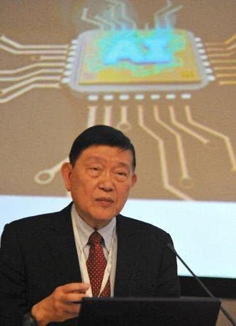 他为了带领'中国芯'走到世界最前沿,不惜放弃了