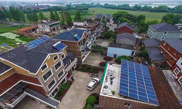 农村屋顶安装光伏电站容量该如何算?价格亲民