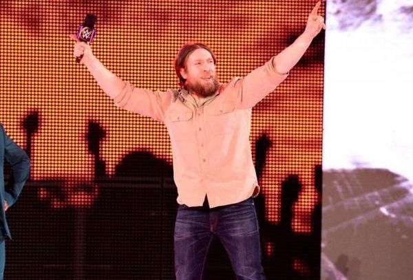WWE粉丝们的伤心时刻:HBK告别擂台,送葬者