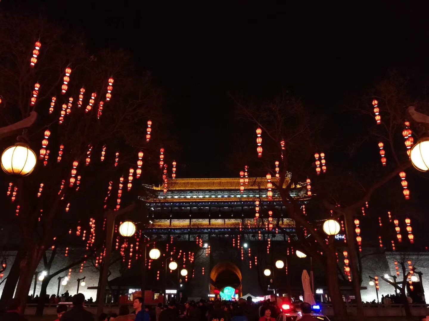 夜景除了广州上海重庆,西安的夜景才是最具有
