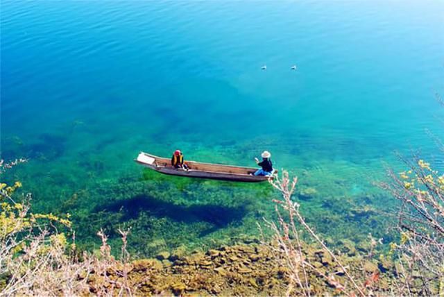 四川有个美丽的泸沽湖,这里男人不婚女人不嫁