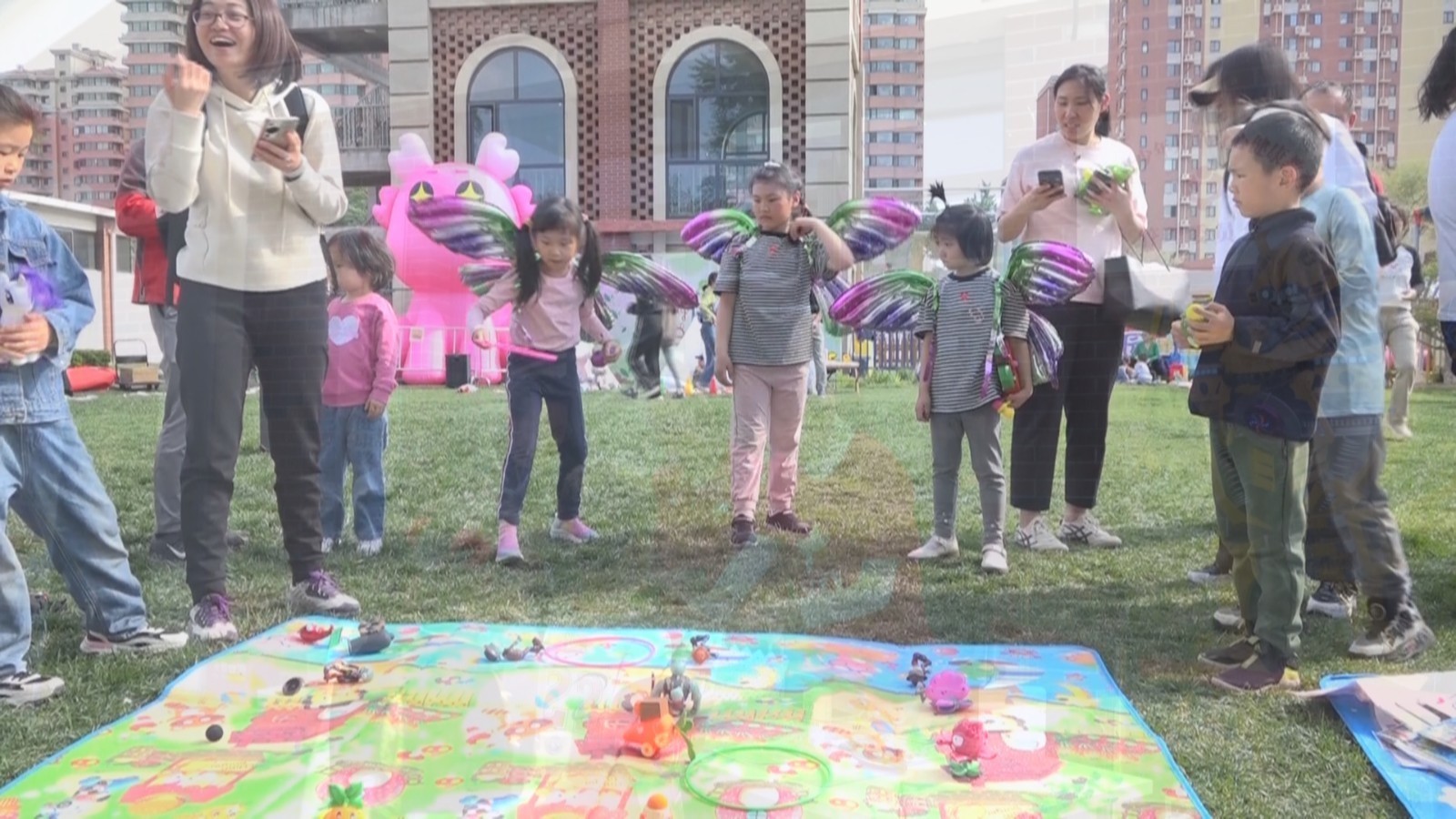 世界地球日：青少年儿童环保活动精彩纷呈