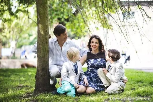 帅气的王子曾为了灰姑娘舍弃王位继承权,谁知