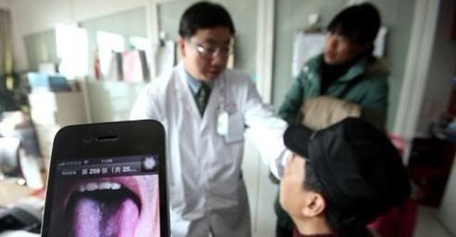 慢性胃炎肠炎,根在脾胃虚湿,1种野草是治疗神