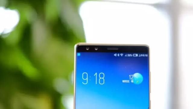 这款手机拥有骁龙835处理器+8G顶级配置,却无