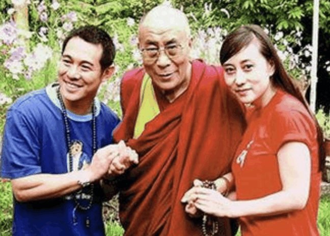 李连杰宣布出家, 裸捐60亿财产, 要弥补当年犯