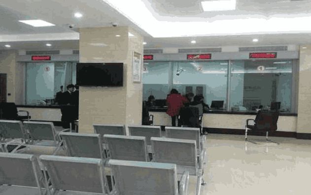 在银行一年存多少钱,利息能上万?看完恍然大悟