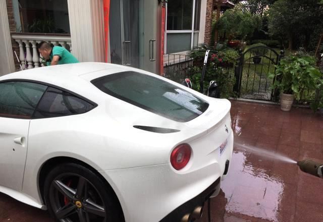 黄毅清辟谣:我算不上有钱人,但是区区几百万的