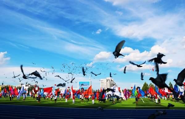 第十八届全国大学生田径锦标赛在黑龙江八一农