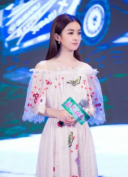 刘涛hold不住的一字肩,她们穿出了最强美感