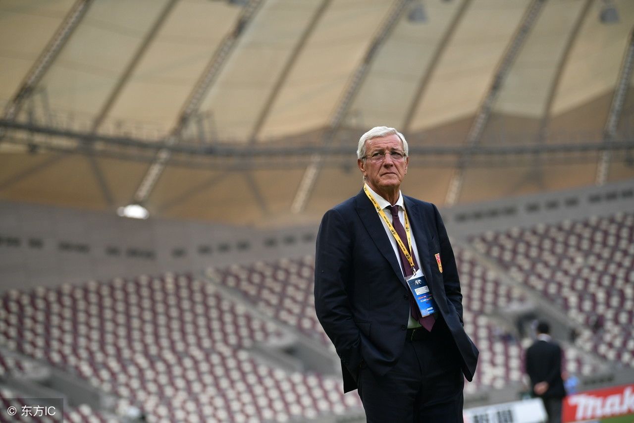 差10倍!克林斯曼200万任日男足主帅,某国足主