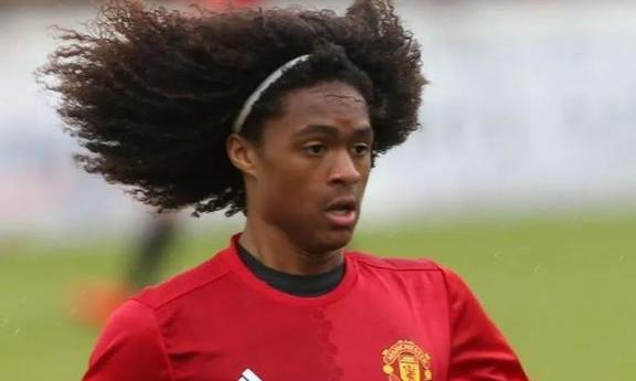 华裔小将钟塔西闪亮出场, 足协下发归化文件, 国