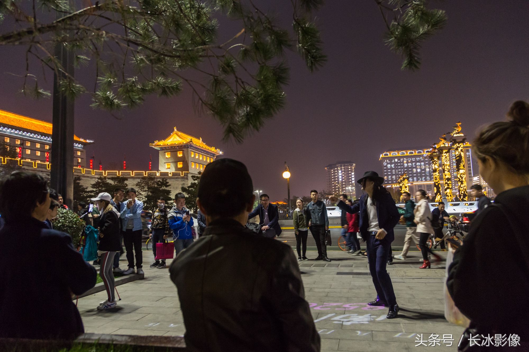 陕西模仿杰克逊第一人南门快手直播 崇拜杰克