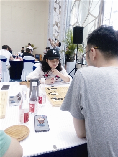 温州少女金清源下棋 下进211重点大学