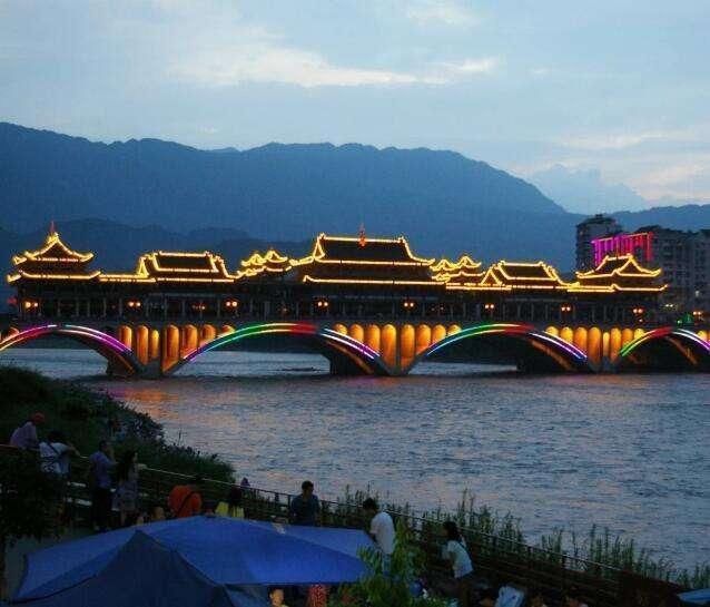 四川一座最憋屈的城市,曾为省会城市,如今却