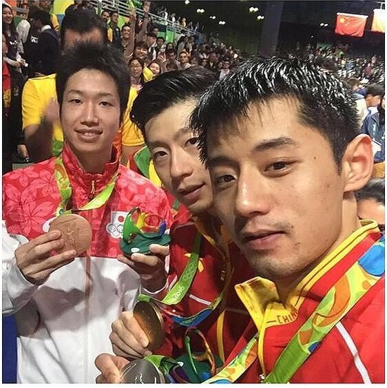 爆红!马龙迷倒日本女粉丝 神似日本人气男星