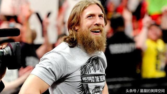 wwe大狗罗曼自称打造了黑羊 谁口才最好?透露和此人打自己就转反