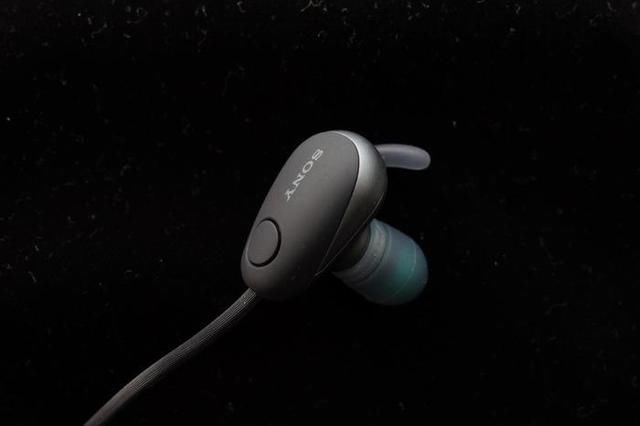 实力派 中价位隐藏的BOSS级降噪入耳 索尼W