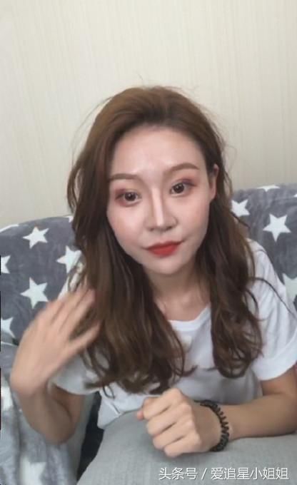 温婉直播没开美颜,并附上前后对比照,网友:和抖