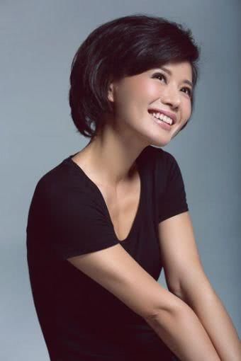 两人同演《特种兵之火凤凰》,一人当红小旦,一