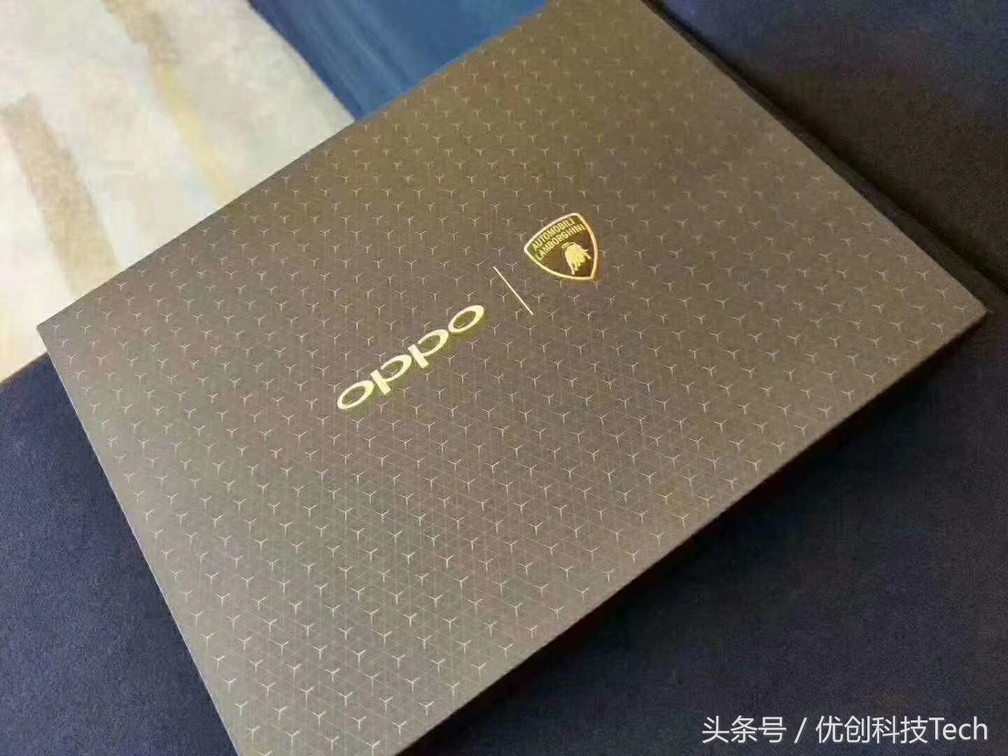 OPPO FindX兰博基尼限定版上手!