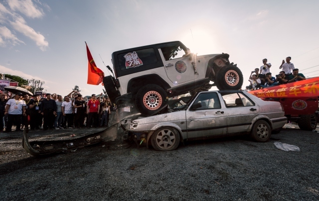 音乐节上的滑步车比赛这样玩?听听幼儿园园长