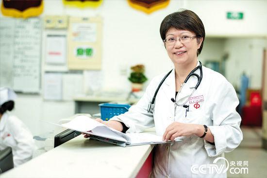 詹红:30年坚守急诊科一线 让生命通道时刻畅通 詹红:30年坚守急诊科一线 让生命通道时刻畅通