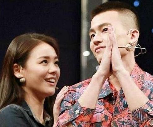 马思纯欧豪恋情曝光!两人年龄相差4岁,又一对