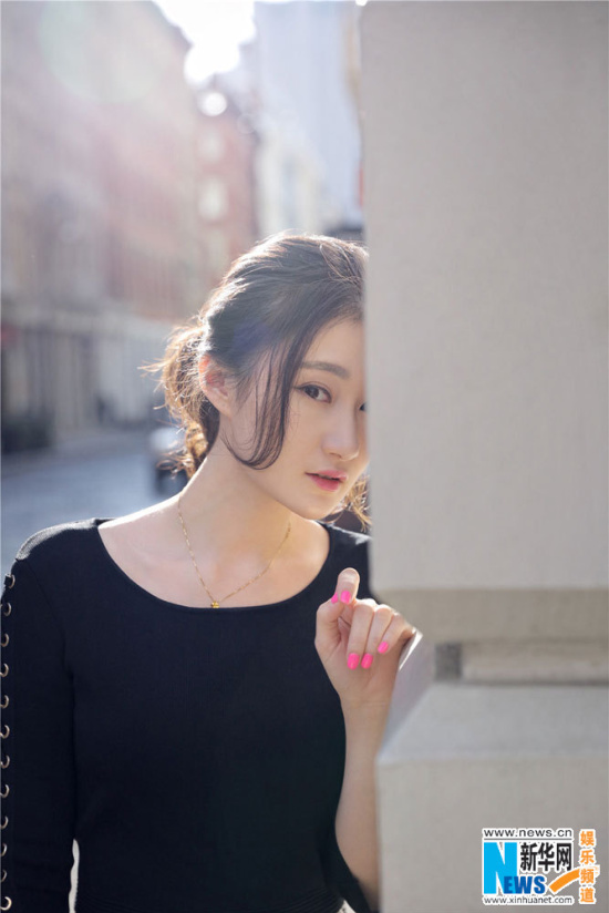 小巧玲珑的女孩这么穿 女神气场全开!