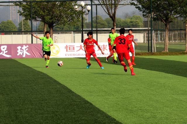6年输送青少年国脚173人次 恒大足校2018再招